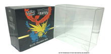 Lade das Bild in den Galerie-Viewer, Platin Benters Protection Klarsicht Schutzhüllen für Pokemon Elite Top Trainer Boxen 10 Stück - Poke Planet
